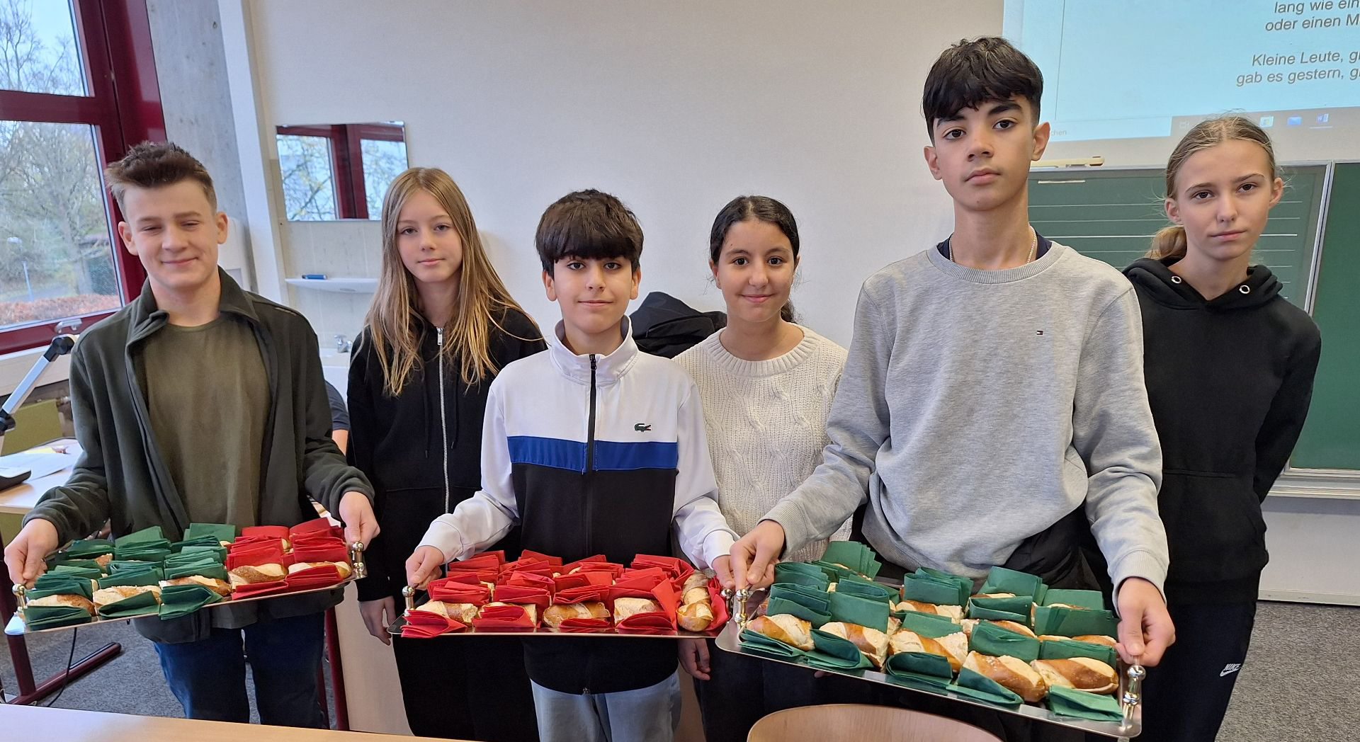 06 60 Snacks für fleißige Schüler der 3. Klassen